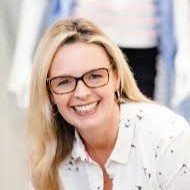 Kara Groves headshot