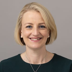 Sally Bruer headshot