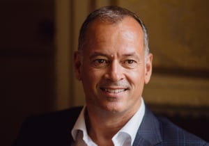 Stuart Harris headshot